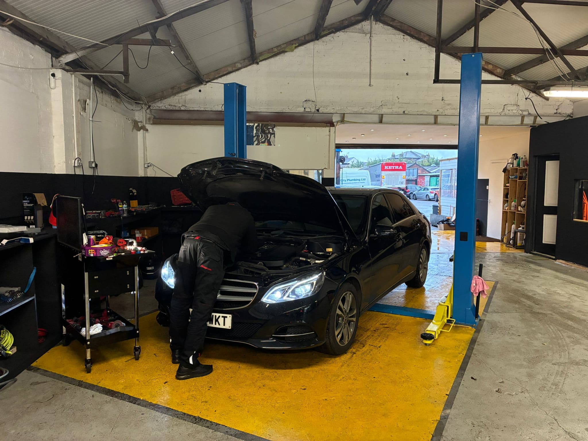 Garage Elite Showcase